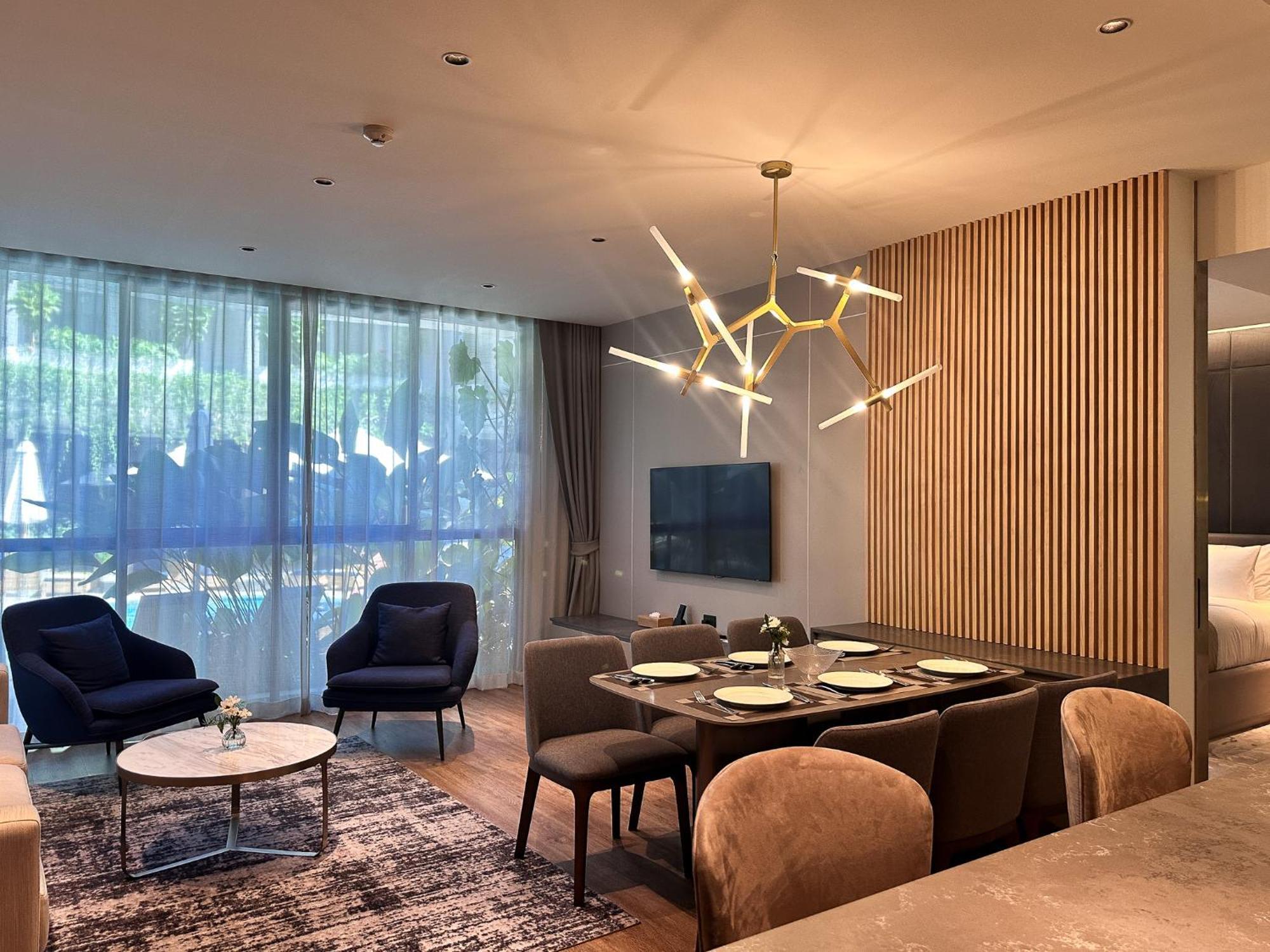 La Green Hotel And Residence หาดบางเทา ภายนอก รูปภาพ