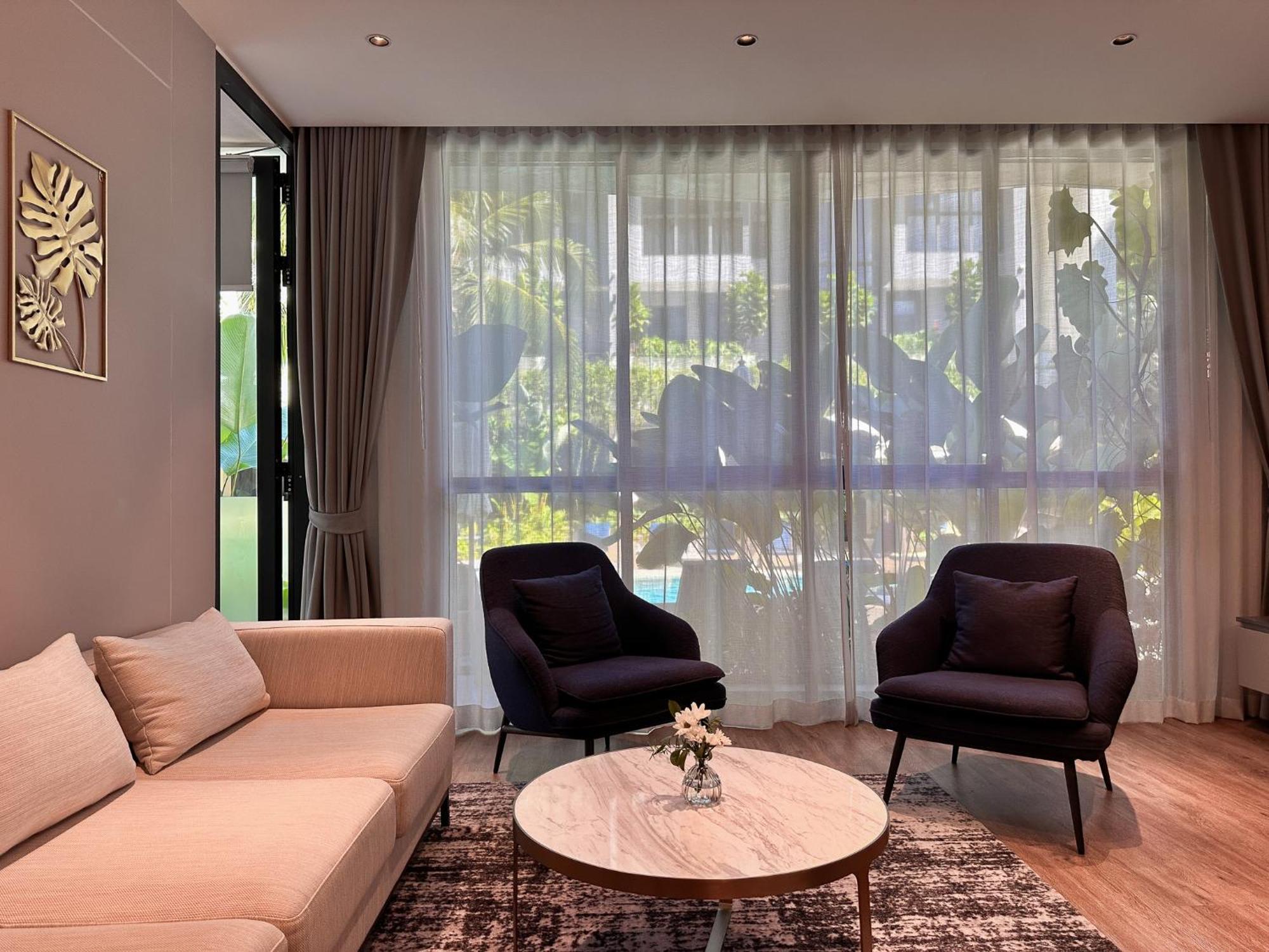 La Green Hotel And Residence หาดบางเทา ภายนอก รูปภาพ